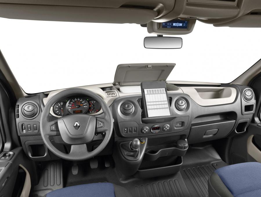  Renault Master L2H2 Van 2010 года  (фото 32 из 41)